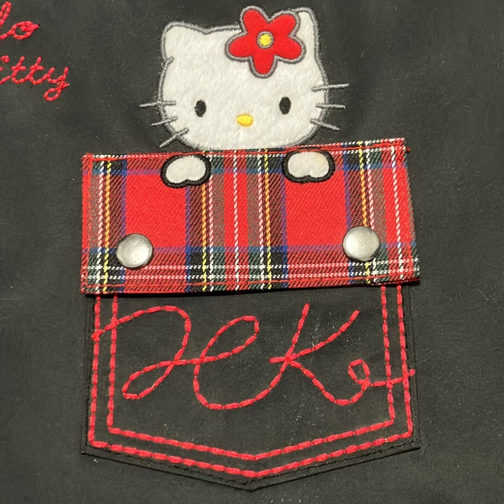 NWOT Y2K Vintage 2001 Hello Kitty Small Suitcase or Storage Case - Picture 10 of 16